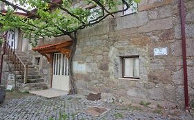 Casa Da Lameira I By Geres Casas